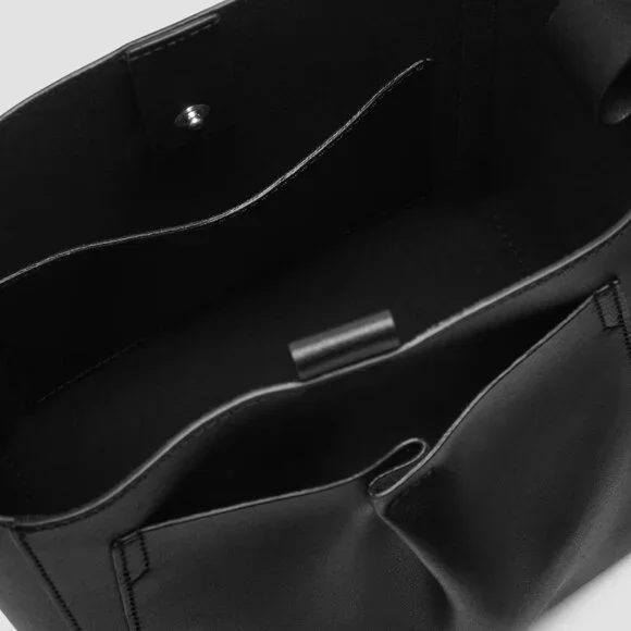 Everlane The Mini Studio Bag Black - Picture 4 of 9